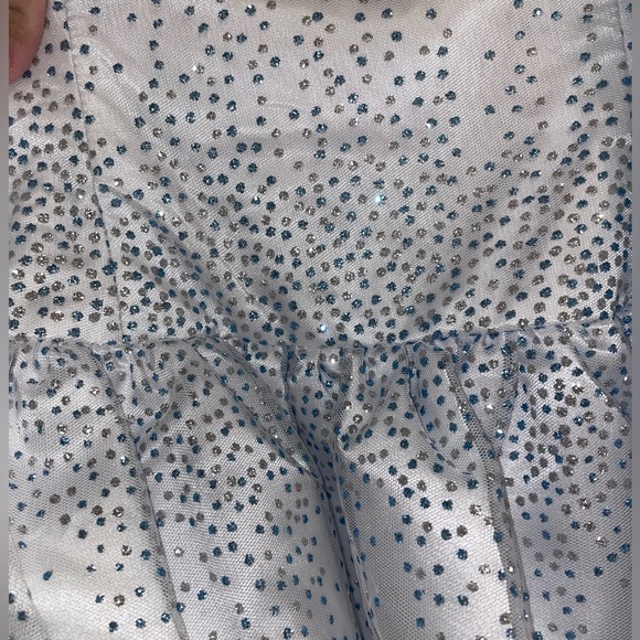 White Bubble Semi-Formal Dress - Picture 5 of 7